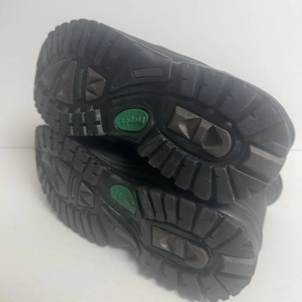 Propet Mens Blizzard Mid Zip Waterproof Boot Black Size 9 EEE